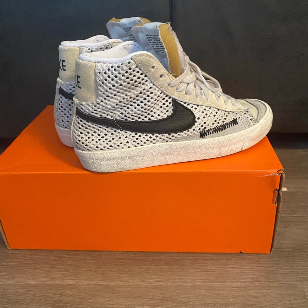 Nike Black and White Mesh High-Tops in good used condition
